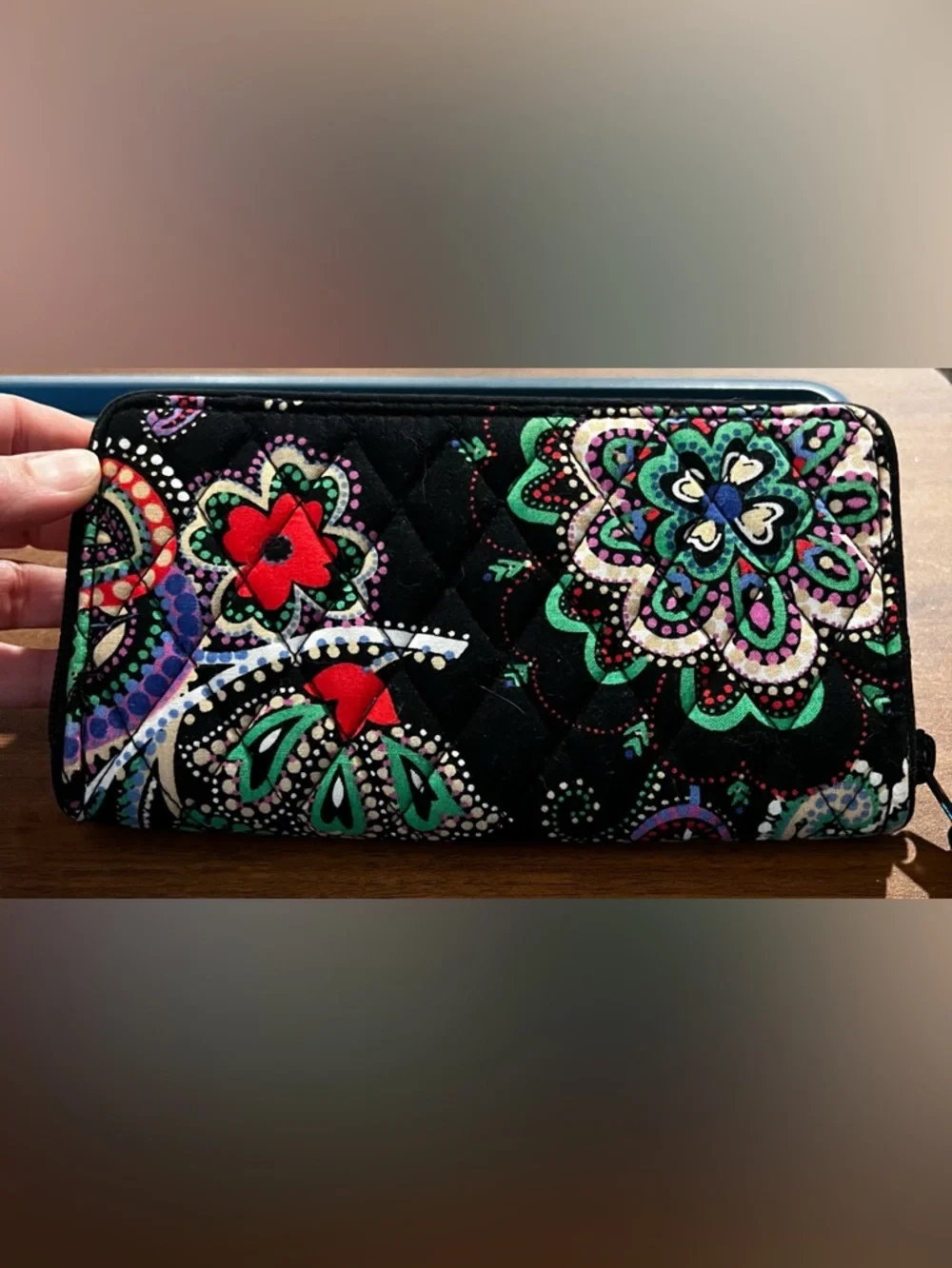 Vera Bradley Georgia Zip Around Wallet Retired Pattern Kiev Paisley EUC! - Picture 2 of 11